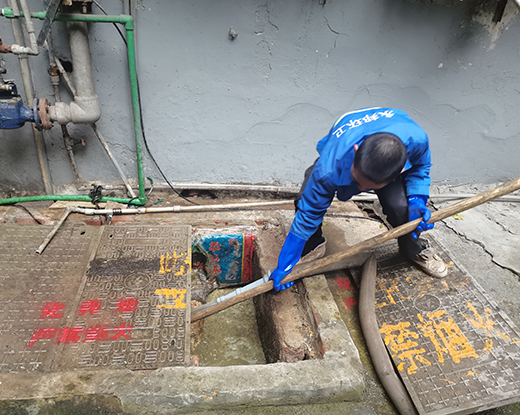 渠县清掏化粪池